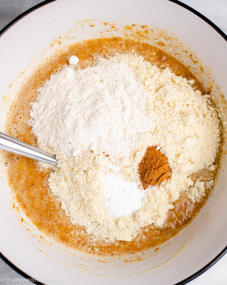 Step by step instruction on how to make almond flour banana bead.