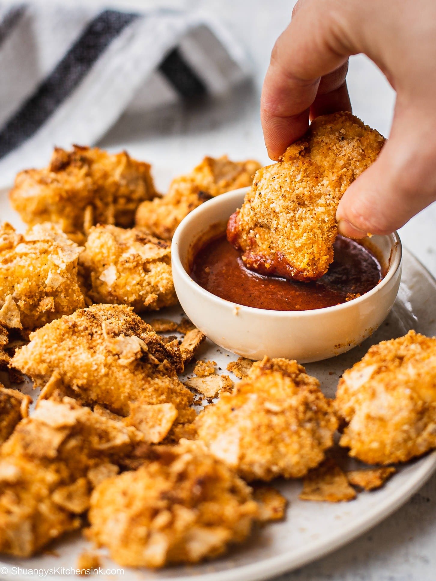 bare chicken nuggets in air fryer