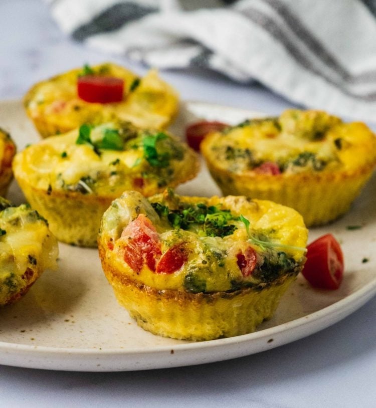 Healthy Whole30 Breakfast Egg Muffins - Shuangy's Kitchensink