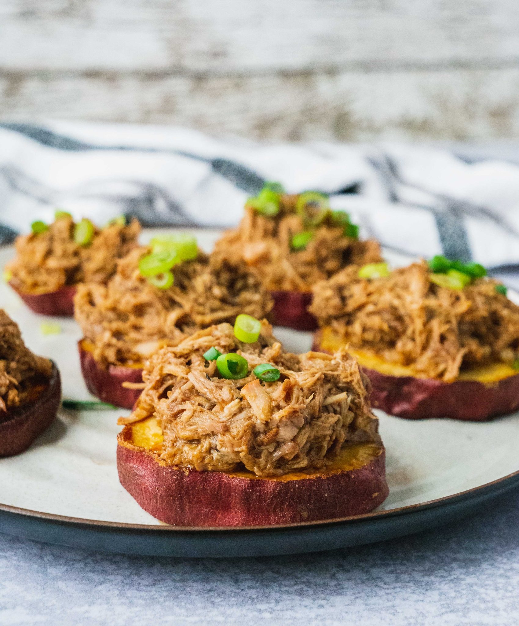 Crockpot BBQ Pulled Pork - Shuangy's Kitchensink