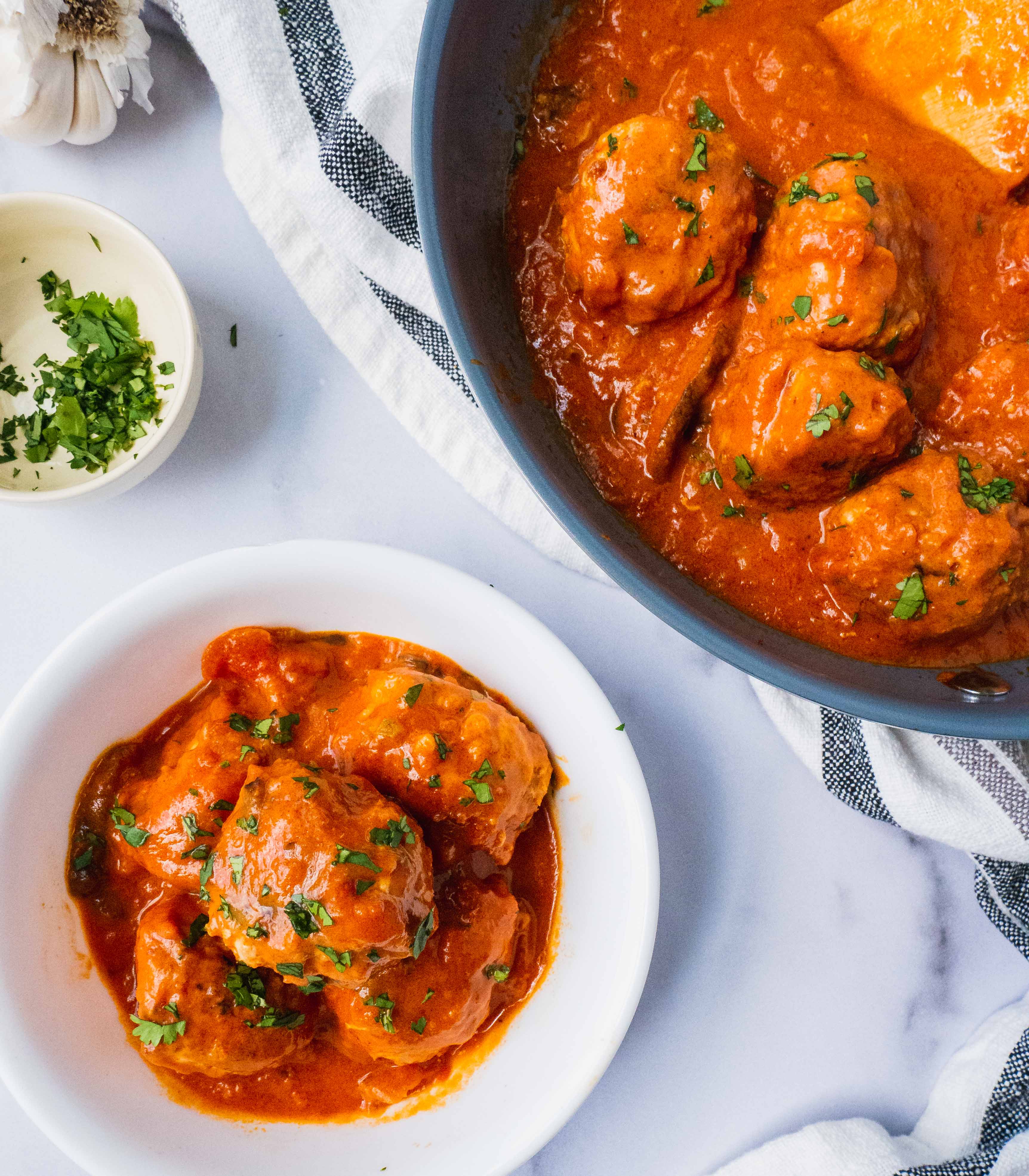 Paleo Italian Meatballs {Whole 30} - Shuangy's Kitchen Sink