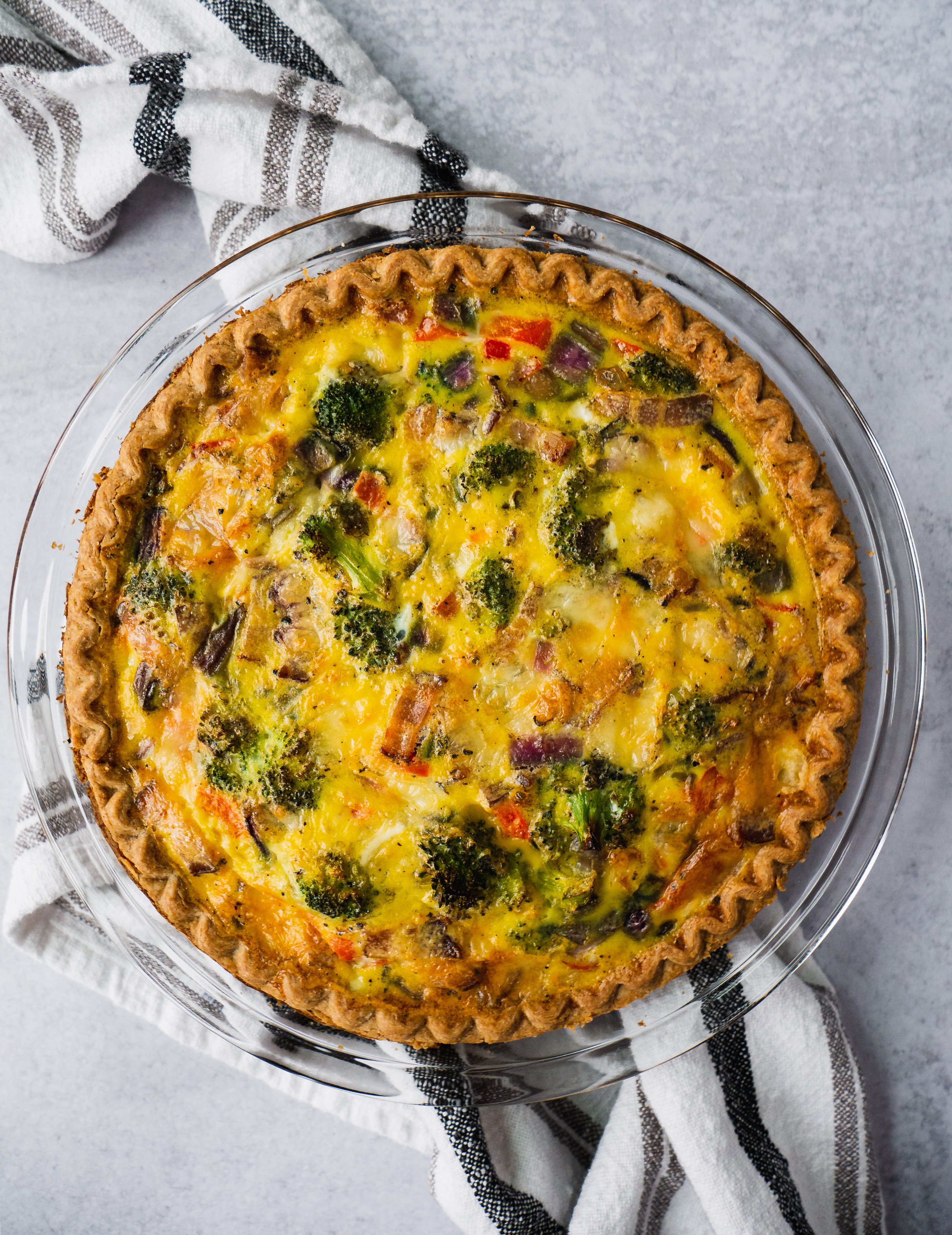 Broccoli Bacon Breakfast Quiche {Whole30} - Shuangy's Kitchensink