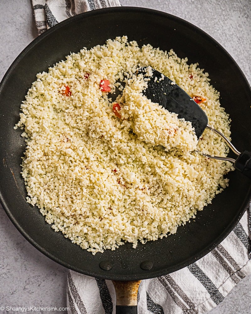 https://shuangyskitchensink.com/wp-content/uploads/2020/01/Cauliflower-Rice-6.jpg