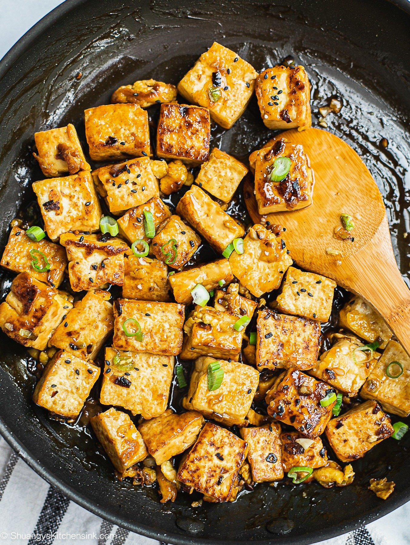 Chinese Garlic Tofu Stir Fry Shuangy S Kitchen Sink