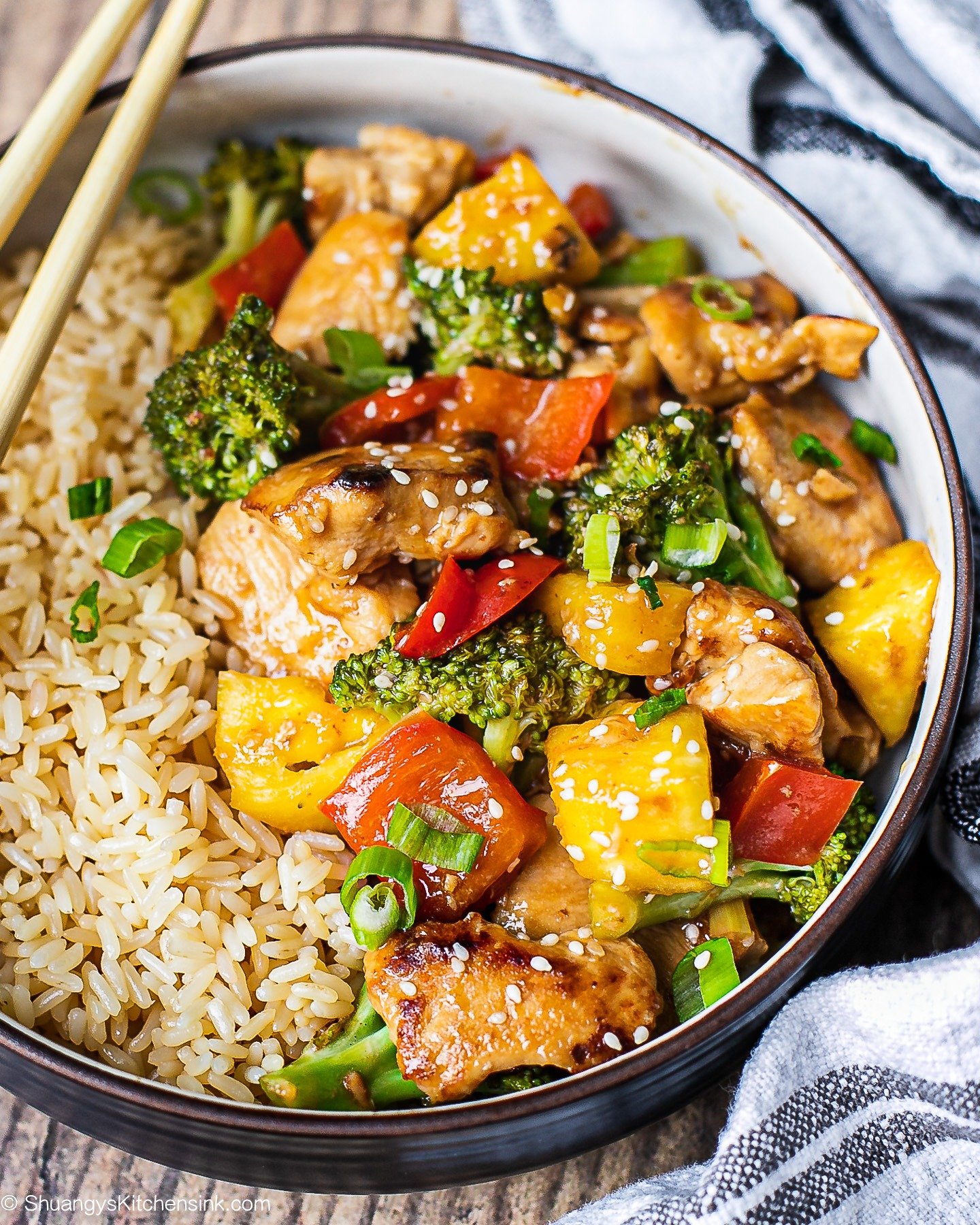 One-Pan Pineapple Chicken Teriyaki {Whole30} | Shuangy's Kitchen Sink