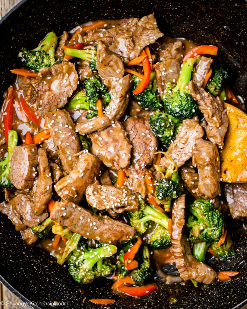 Gluten Free Beef and Broccoli, Stir Fry Beed and Broccoli topped with Sesame Seeds