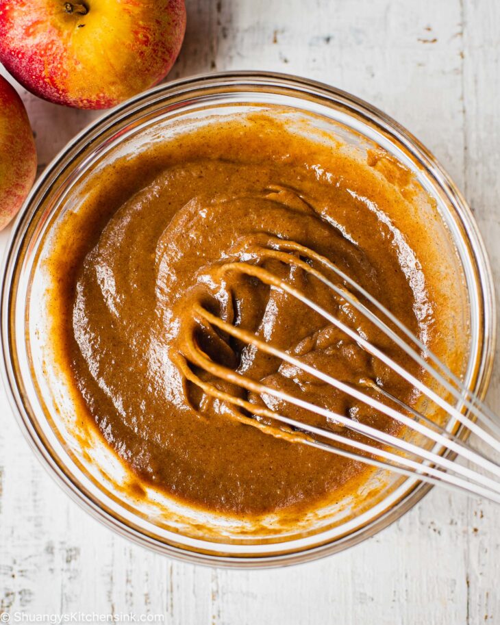 Instruction to make apple butter cookies: Combine until smooth.