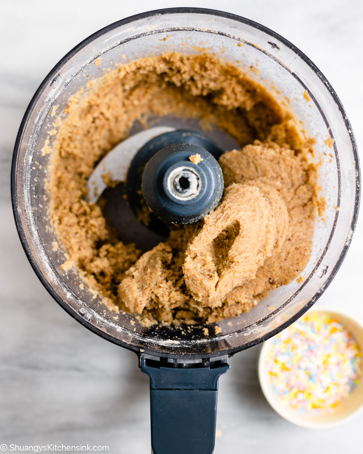 Birthday Cake Protein Balls {4 Ingredients} Shuangy's Kitchensink