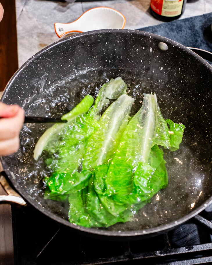 Romaine leaves turning bright green in boiling water